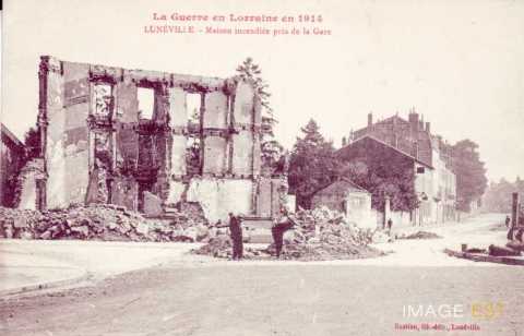 Maison incendiée  rue Carnot (Lunéville)